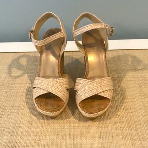 Stuart Weitzman Minx Ivory Lanyard